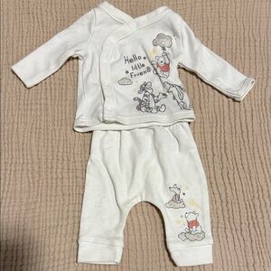 Disney Baby Cream Outfit - Winnie the Pooh
